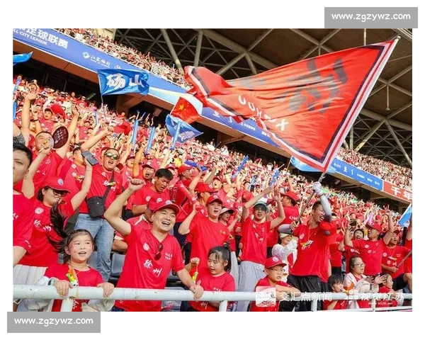 苏超暖心时刻!主队球迷集体高呼 “进一个”,客队球员含泪致谢 苏超暖心时刻!主队球迷集体高呼 “进一个”,客队球员含泪致谢